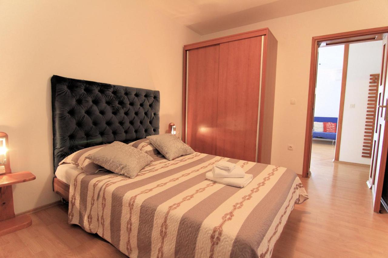 Apartmani Villa Kalinic 奈维斯 外观 照片