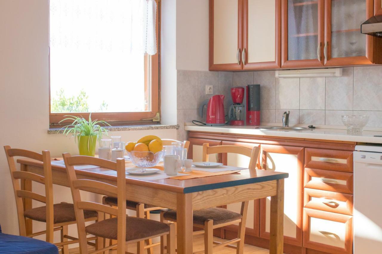 Apartmani Villa Kalinic 奈维斯 外观 照片
